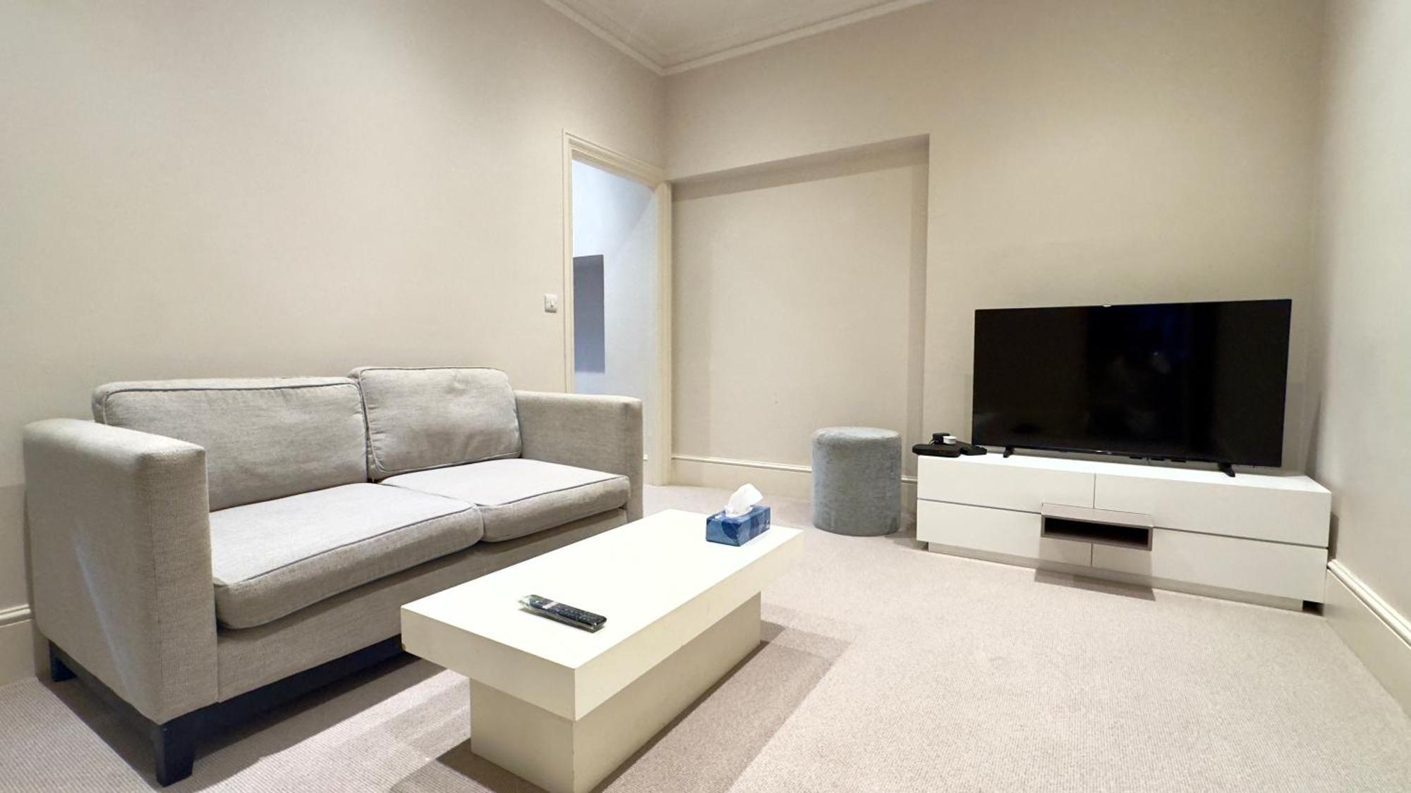 1 Bedroom Mayfair *